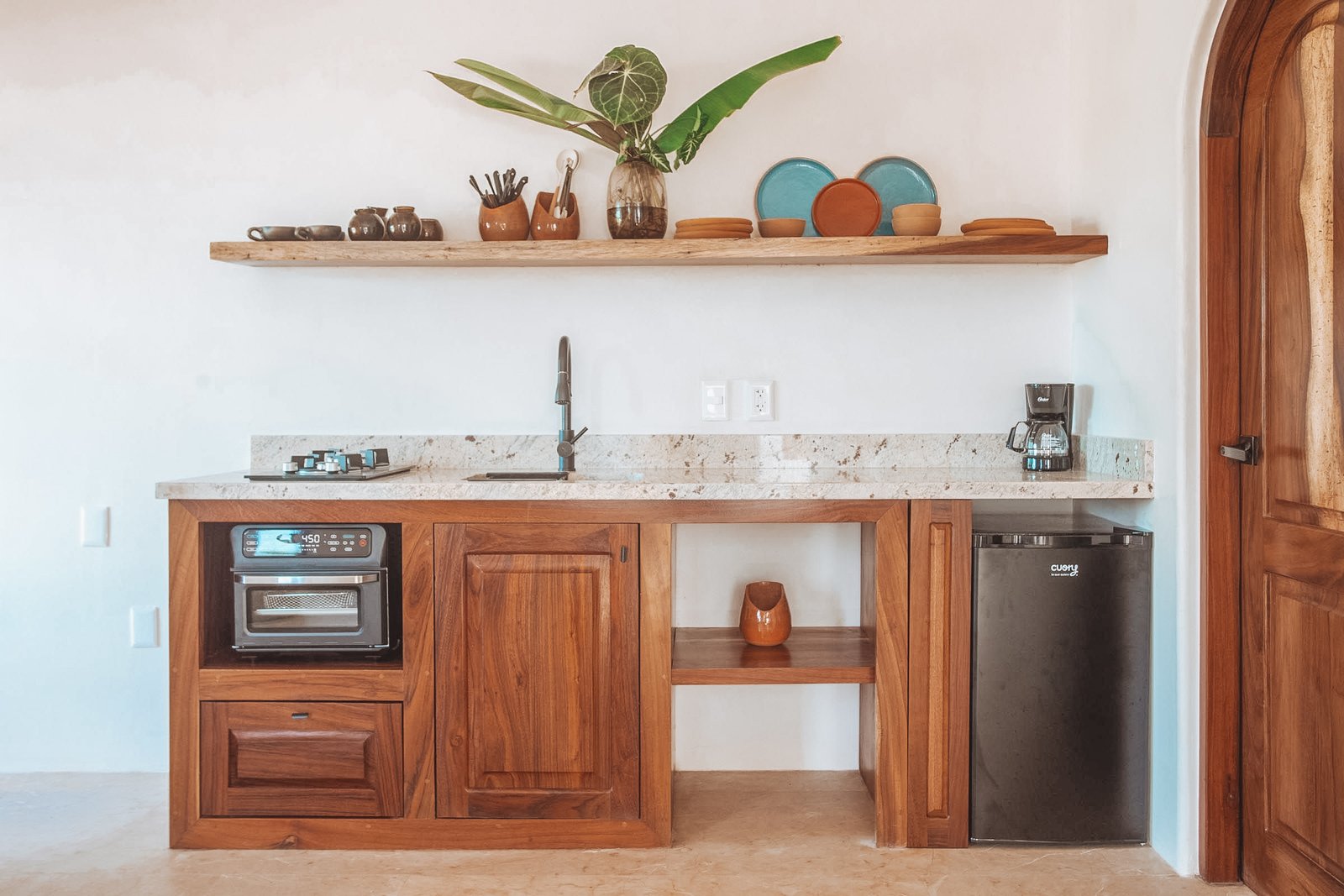 Deluxe Suite 1 Photo 3